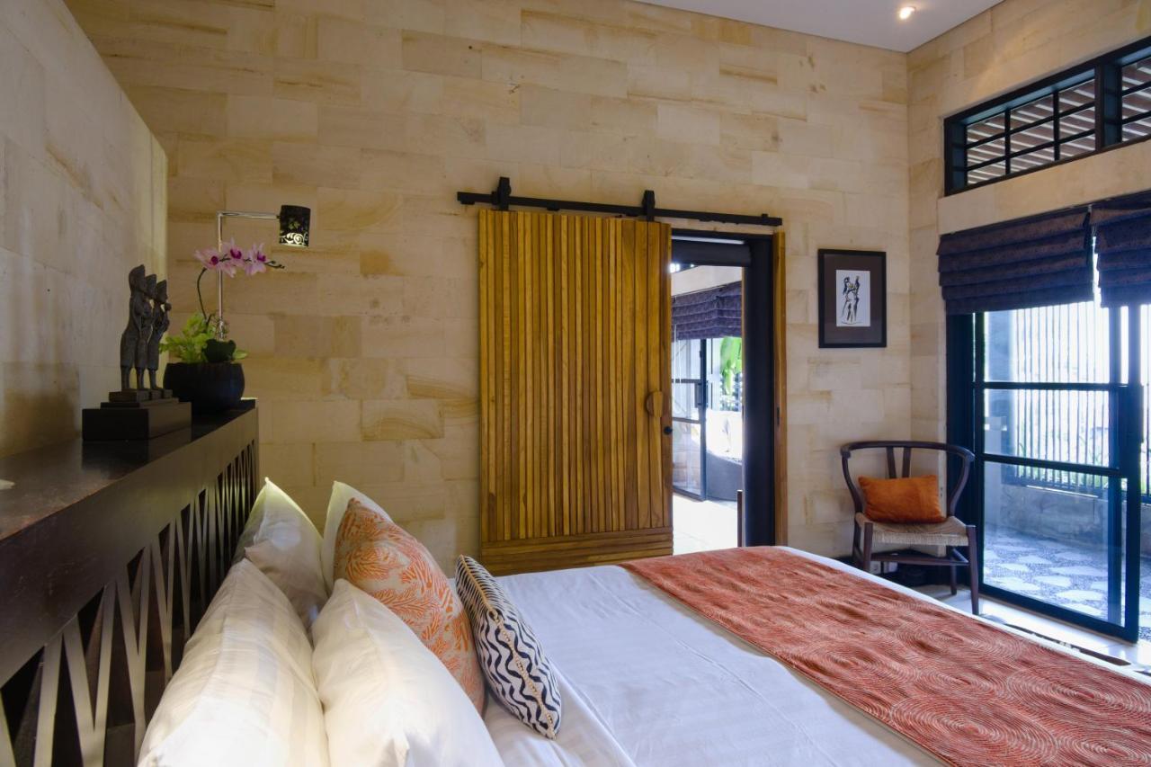 Amanputri Villa Seminyak Esterno foto