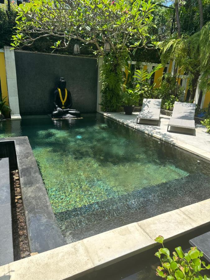 Amanputri Villa Seminyak Esterno foto